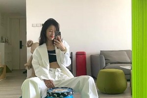 时髦三姐妹球鞋穿搭VS夏日清凉拖鞋推荐
