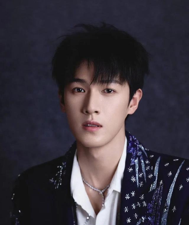 李昀锐剧照