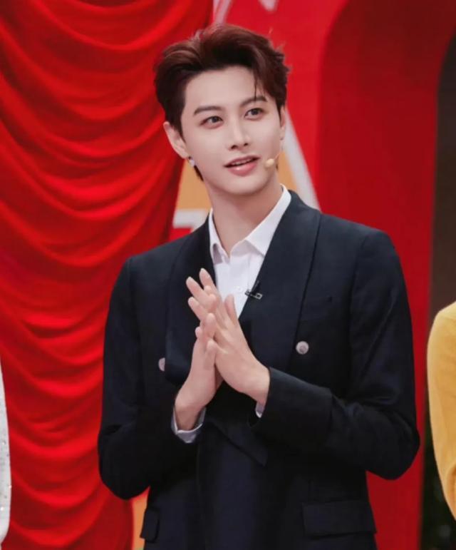 何健麒剧照